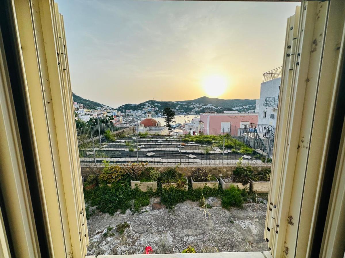 La Donzella - Immobilevante Ponza Esterno foto