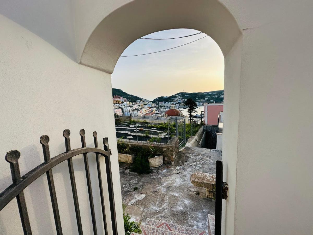 La Donzella - Immobilevante Ponza Esterno foto